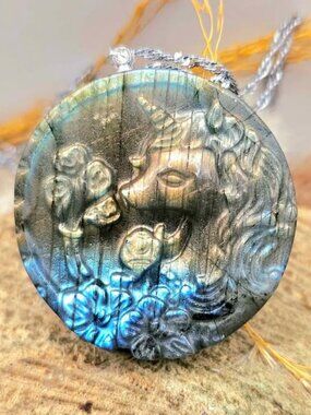 Nature Labradorite Unicorn And Flowers Pendant Necklace